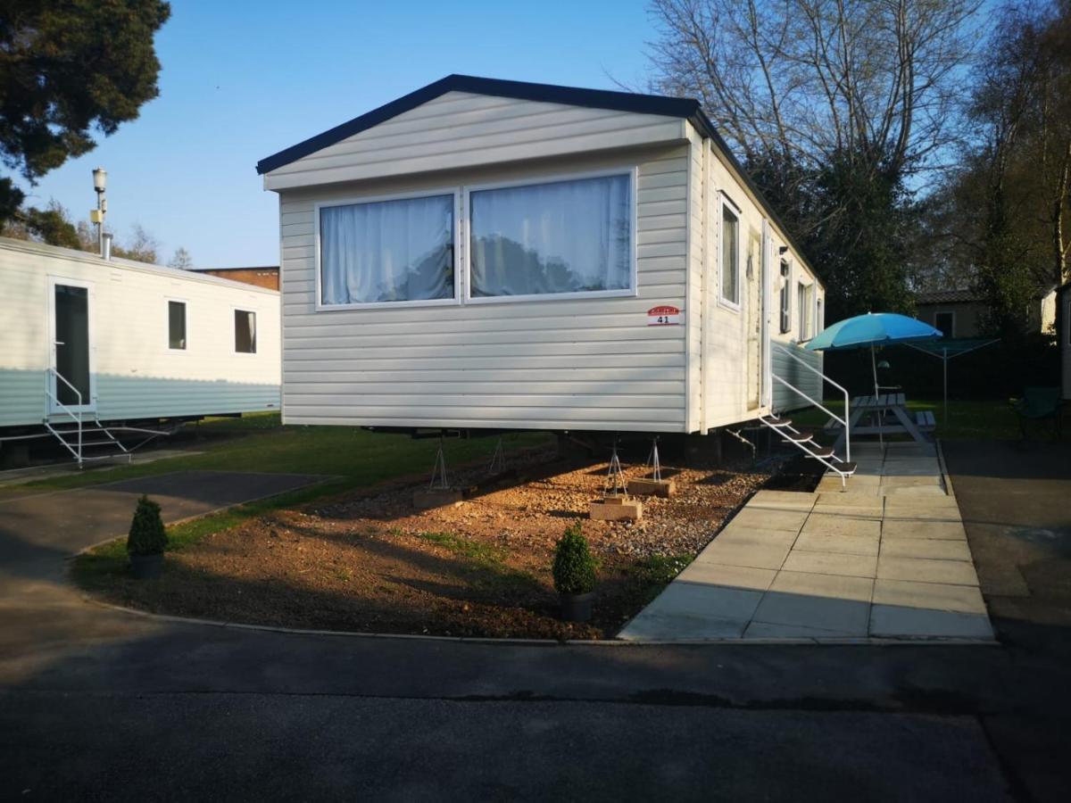 41 Orchard Bank, 3 Bed, Rockley Park Poole Villa Ngoại thất bức ảnh