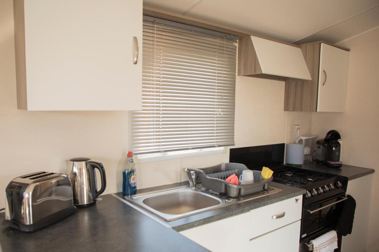 41 Orchard Bank, 3 Bed, Rockley Park Poole Villa Ngoại thất bức ảnh