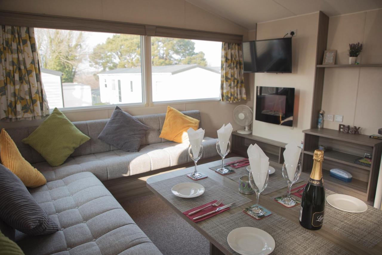 41 Orchard Bank, 3 Bed, Rockley Park Poole Villa Ngoại thất bức ảnh